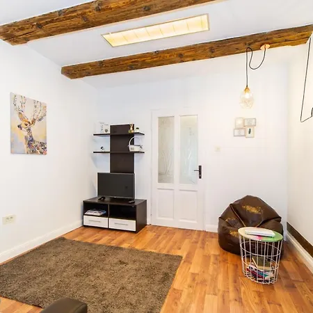 Apartment Lamp House Brasov